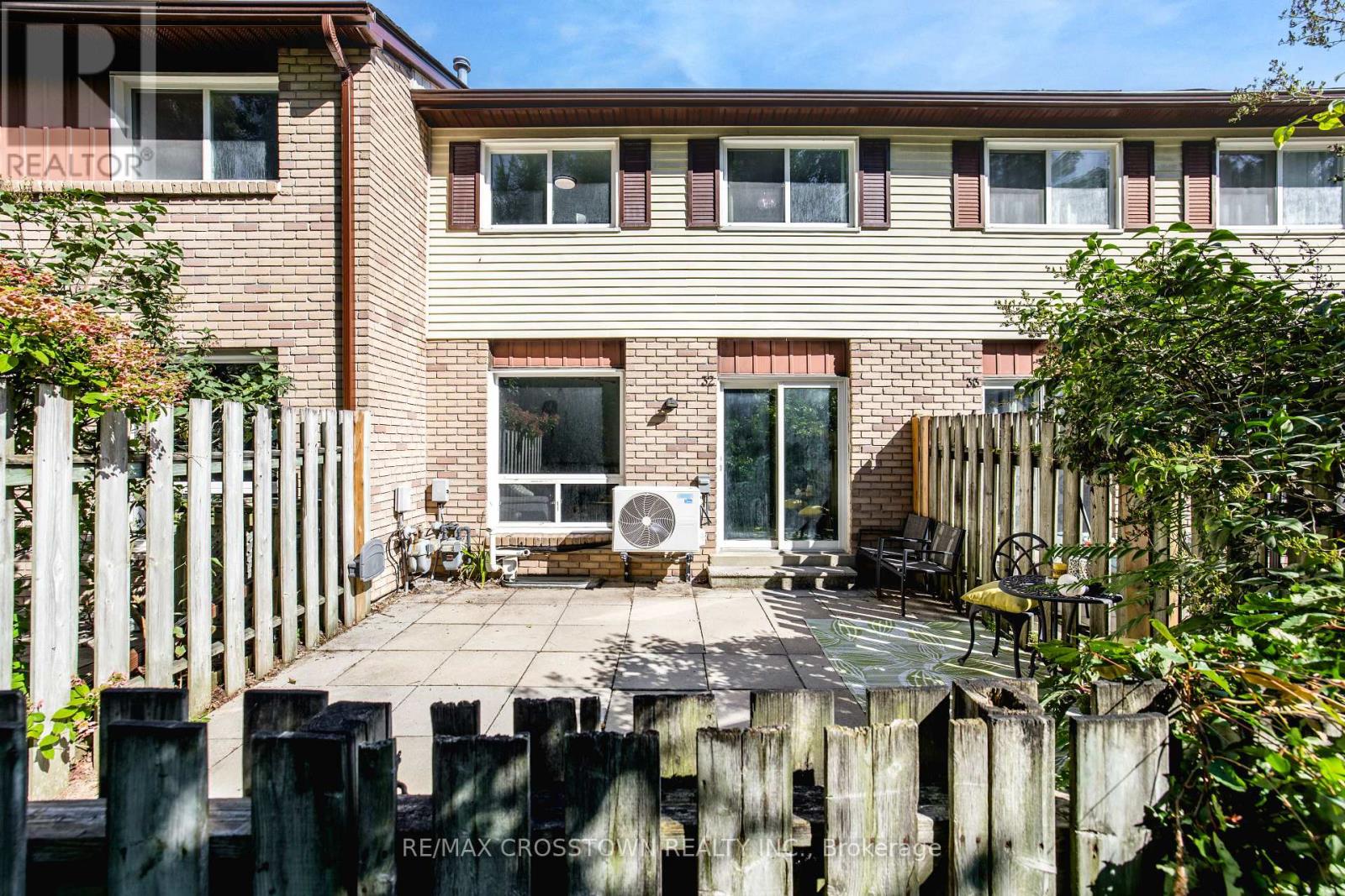 #32 52 ADELAIDE STREET - Image 37