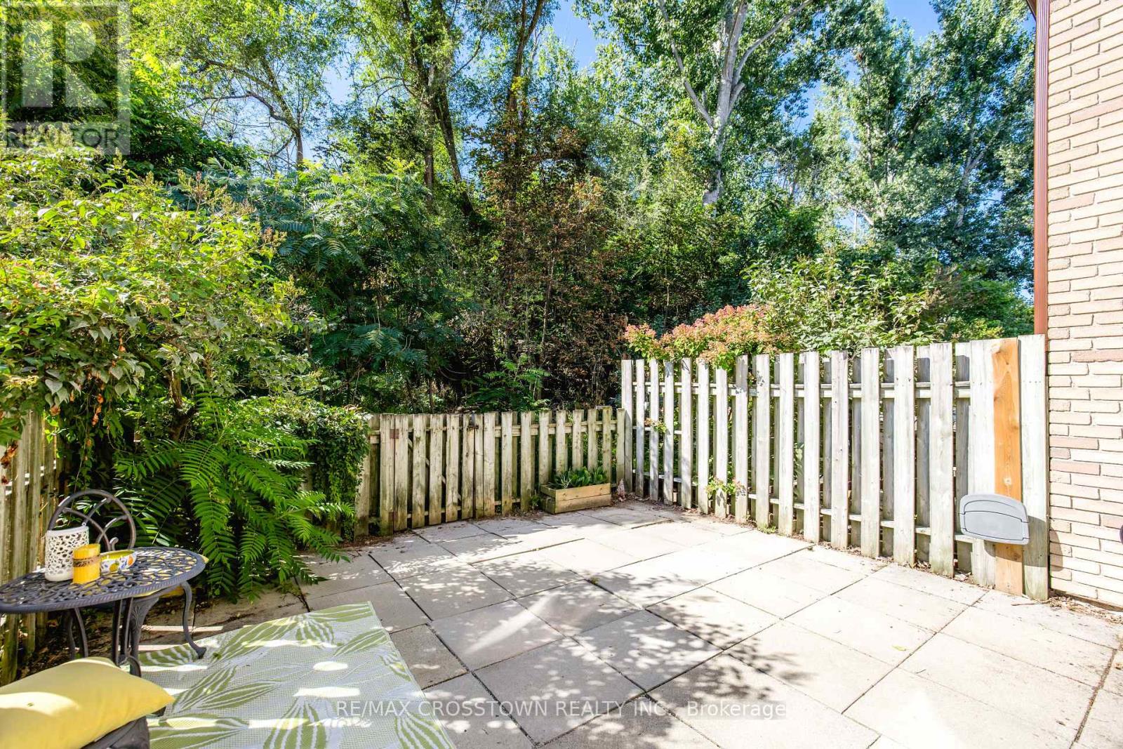 #32 52 ADELAIDE STREET - Image 39
