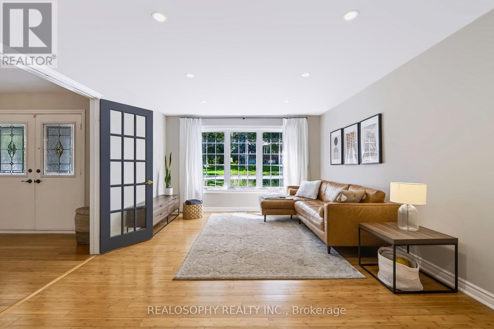 22 MURRAY STREET - Image 8