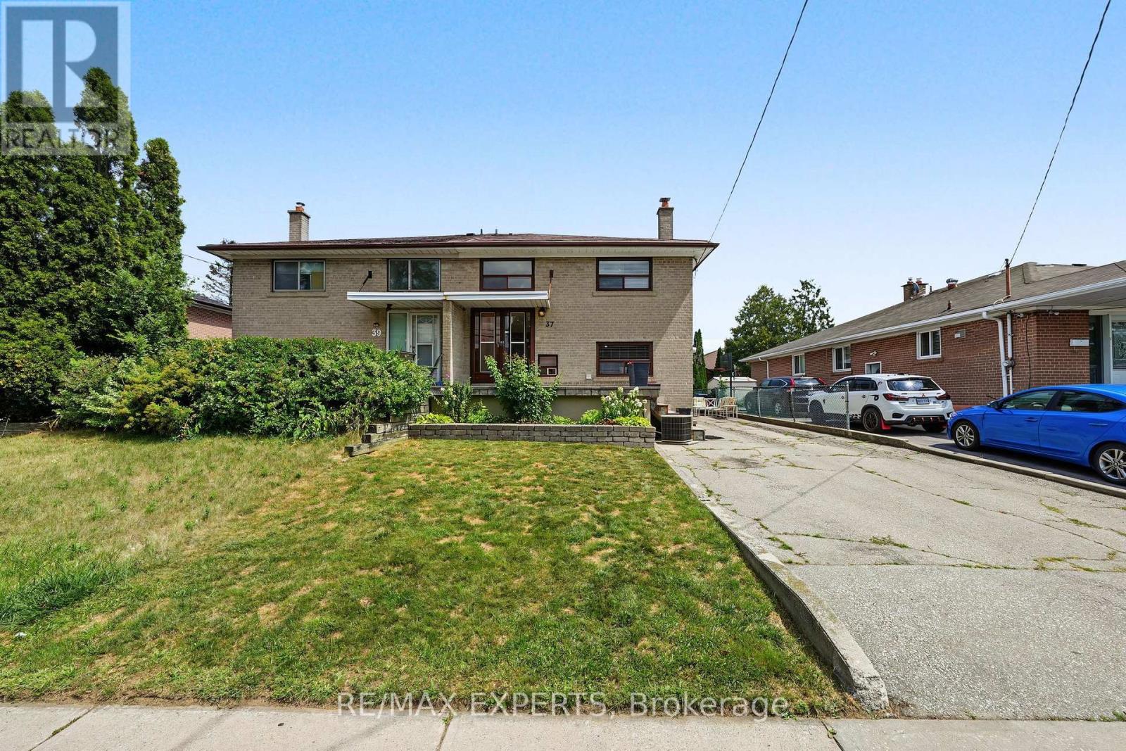 37 SAINT LUCIE DRIVE - 2