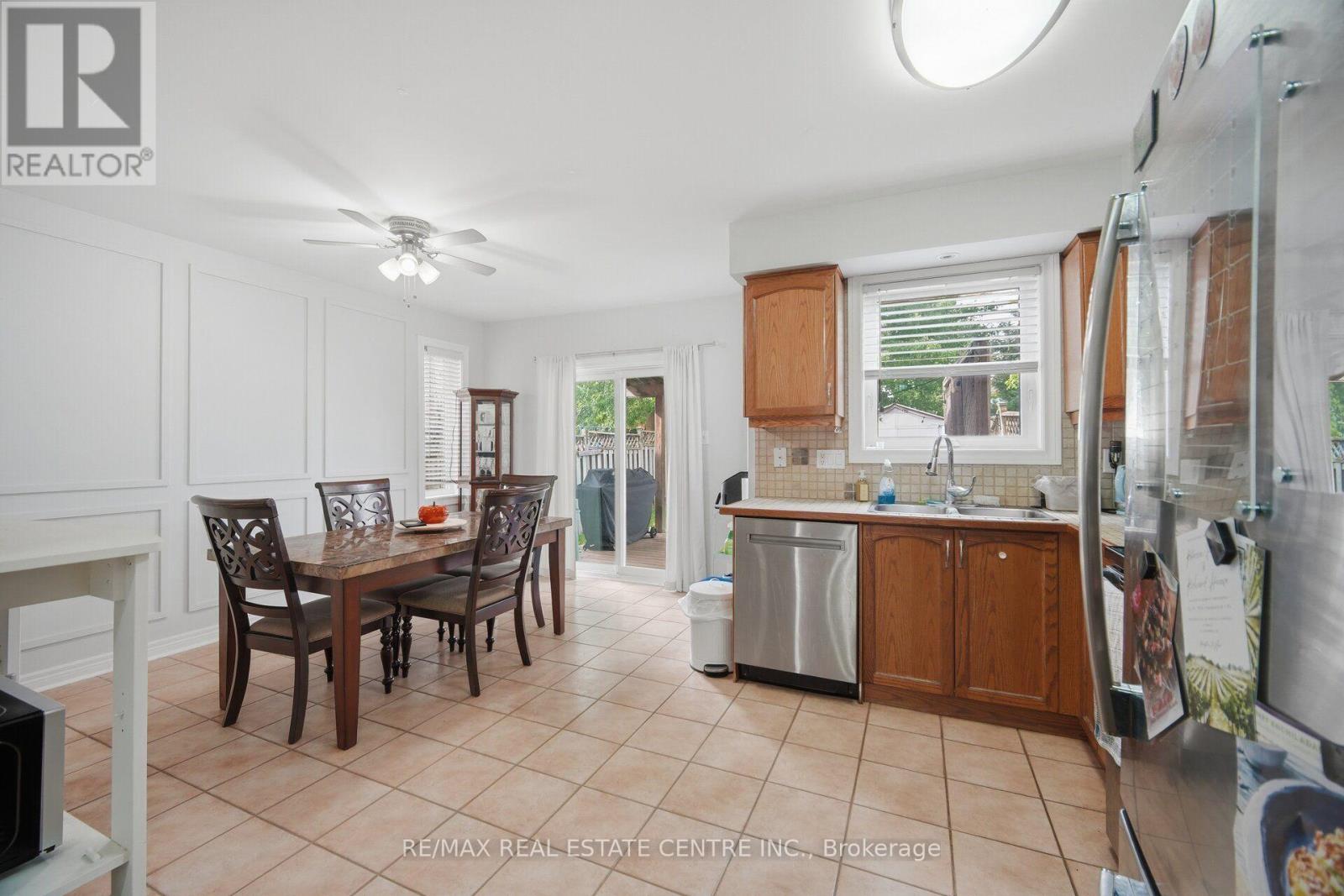 65 COOLSPRING CRESCENT - 11