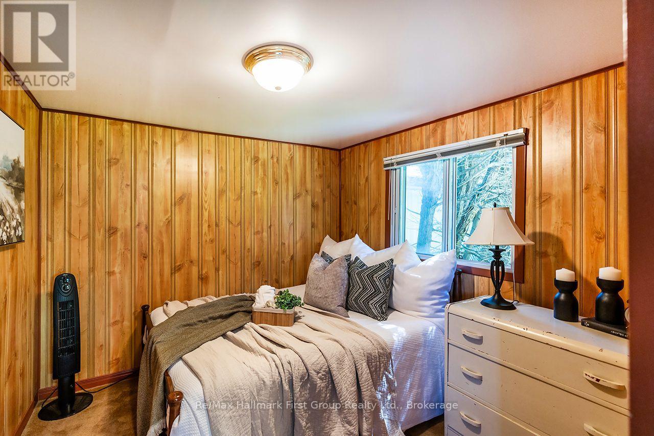 210 WRENHAVEN ROAD - 28