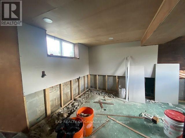 275 SIXTH STREET - Image 26