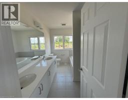 40 Turnbull Drive, Brantford, ON N3T0K4 Photo 15