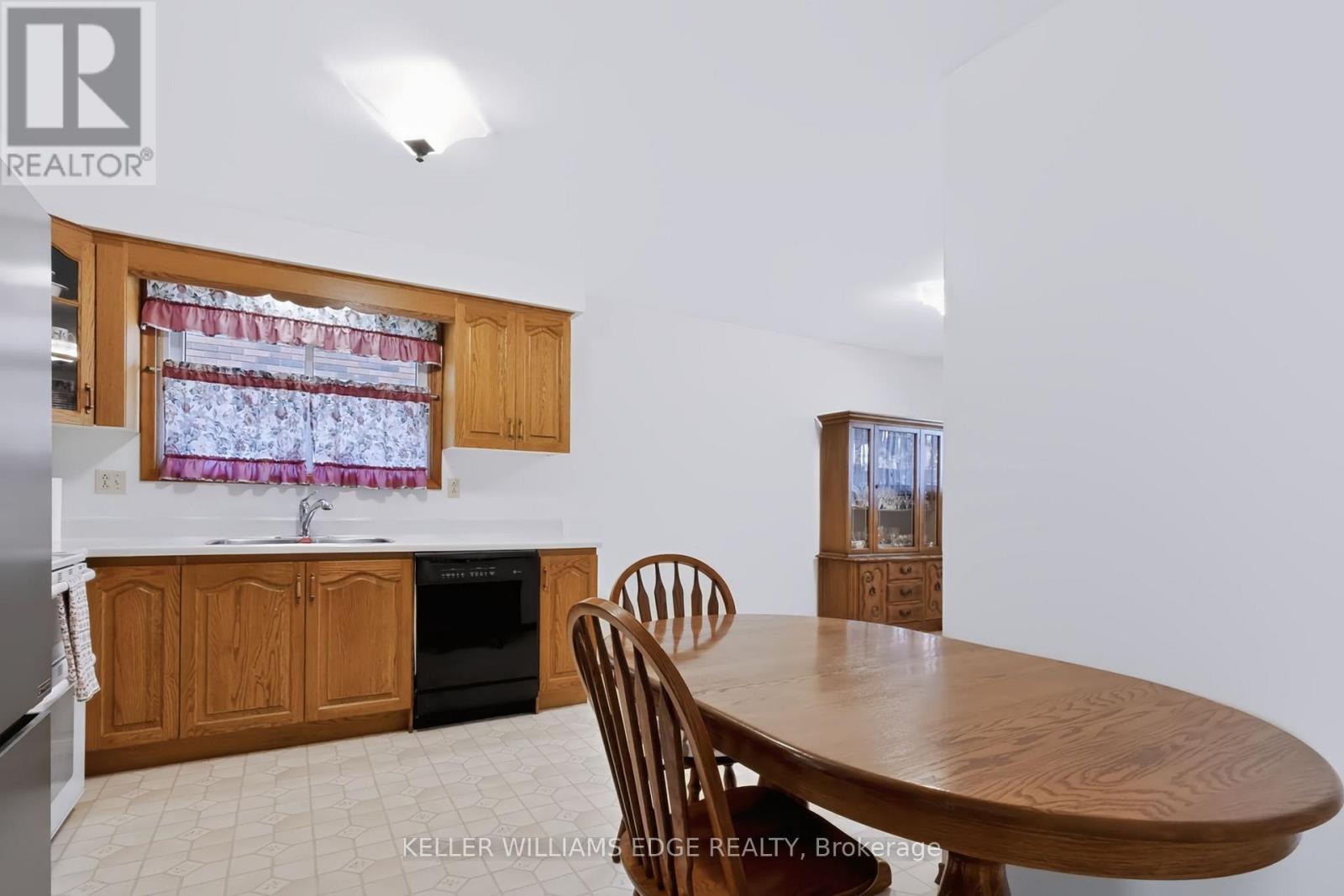 35 BURRWOOD DRIVE - 13