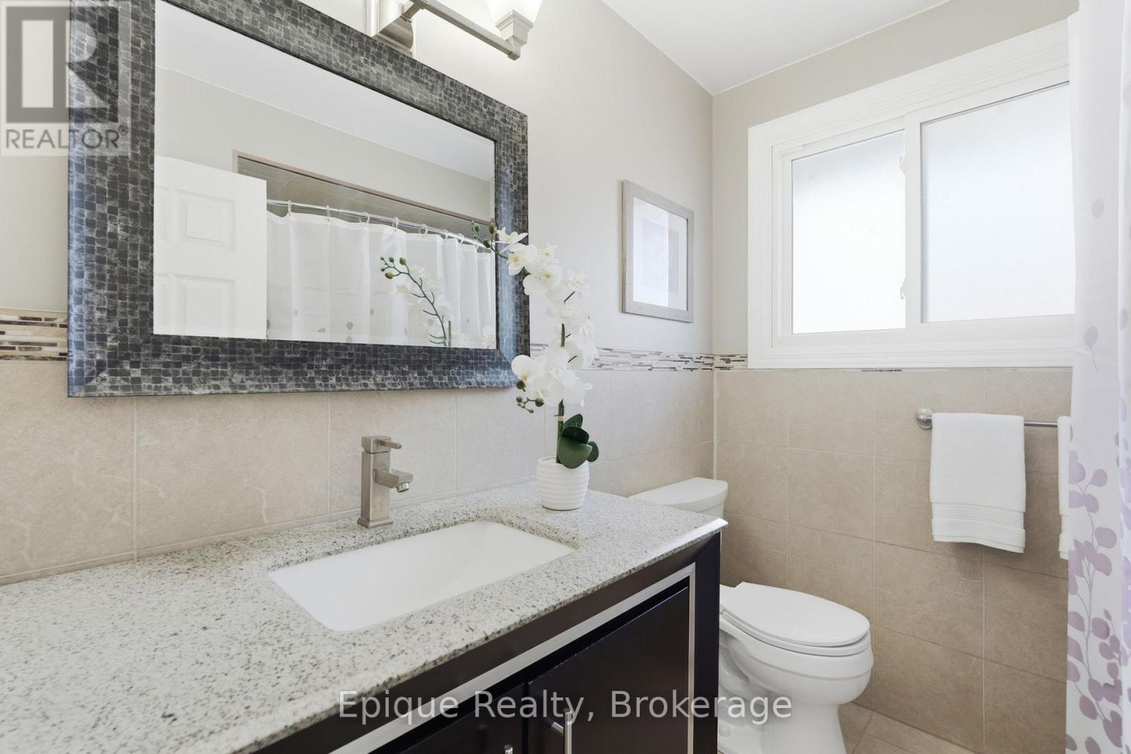 24 BRAE CREST DRIVE - 16