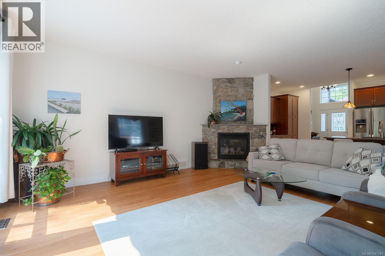 3744 Cavendish Blvd - Image 15