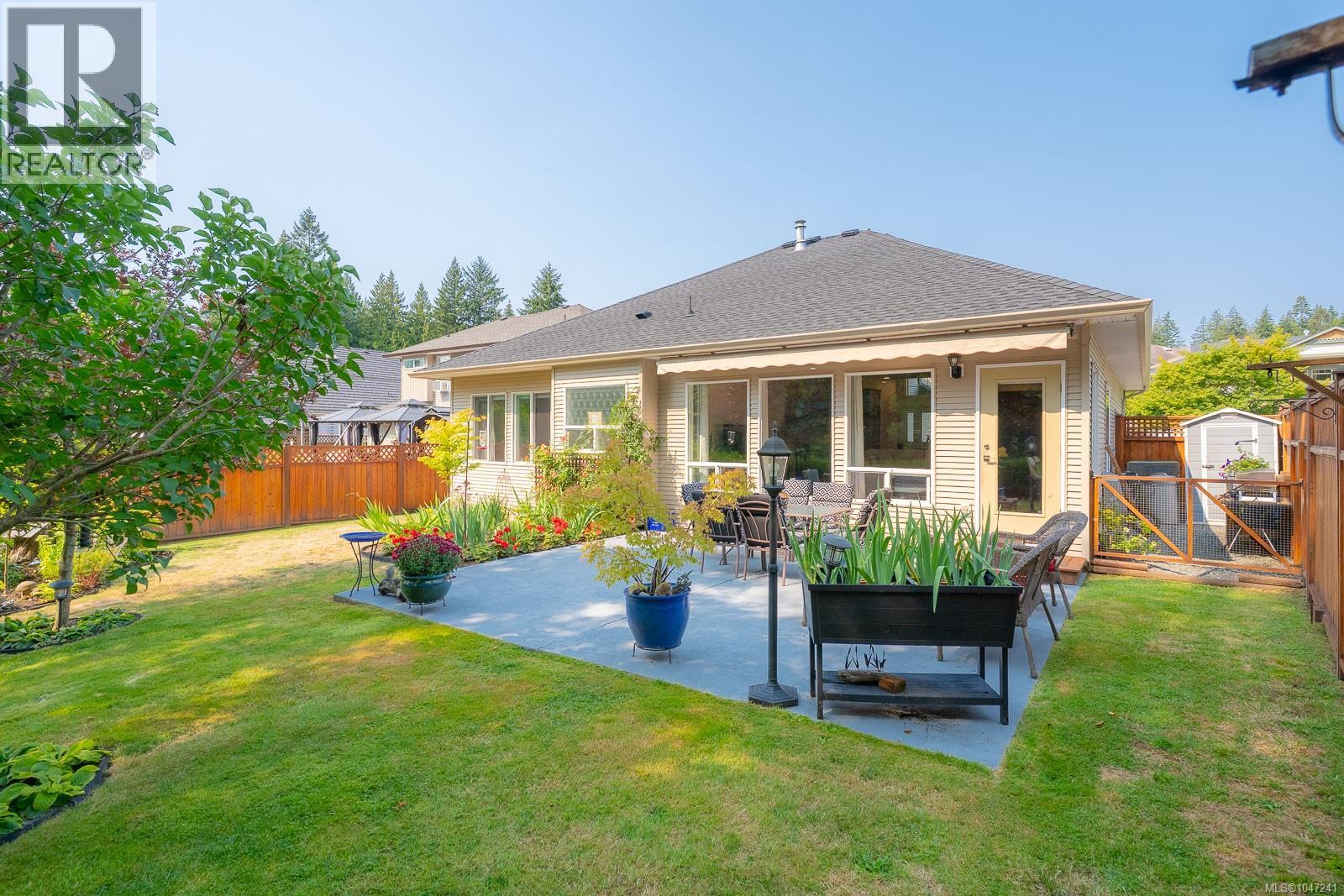 3744 Cavendish Blvd - Image 35