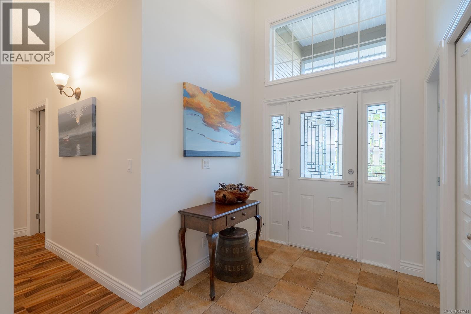 3744 Cavendish Blvd - 4