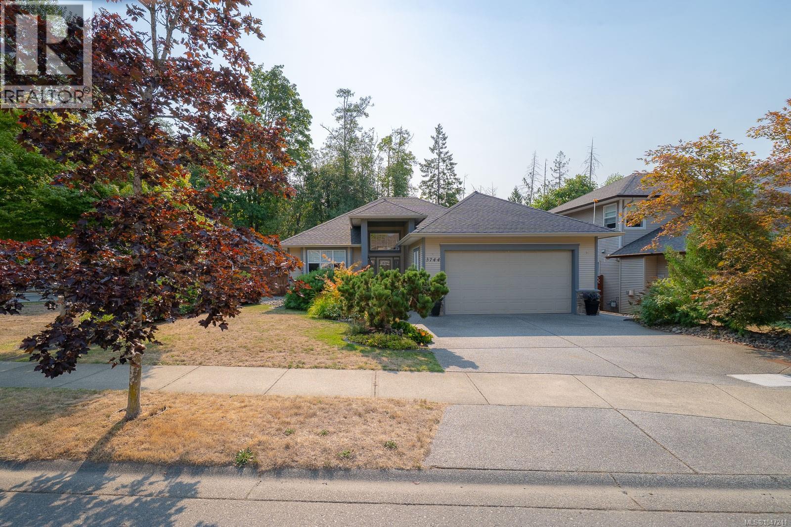 3744 Cavendish Blvd - 45