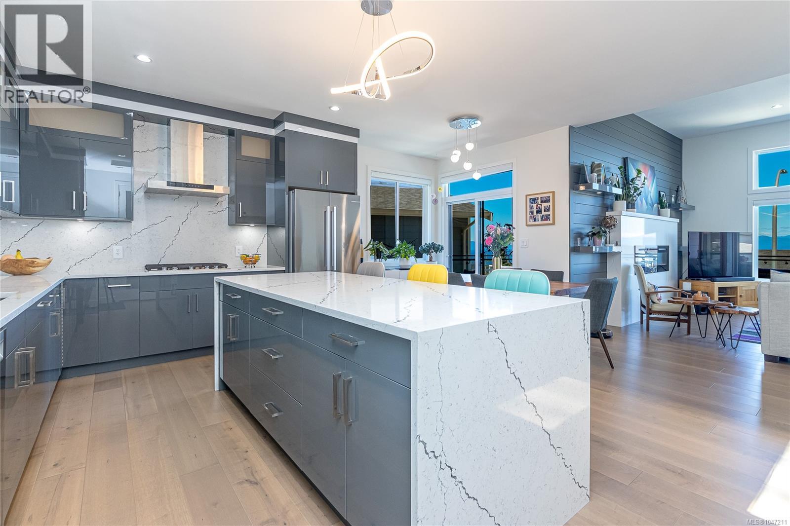 4701 Ambience Dr - 29