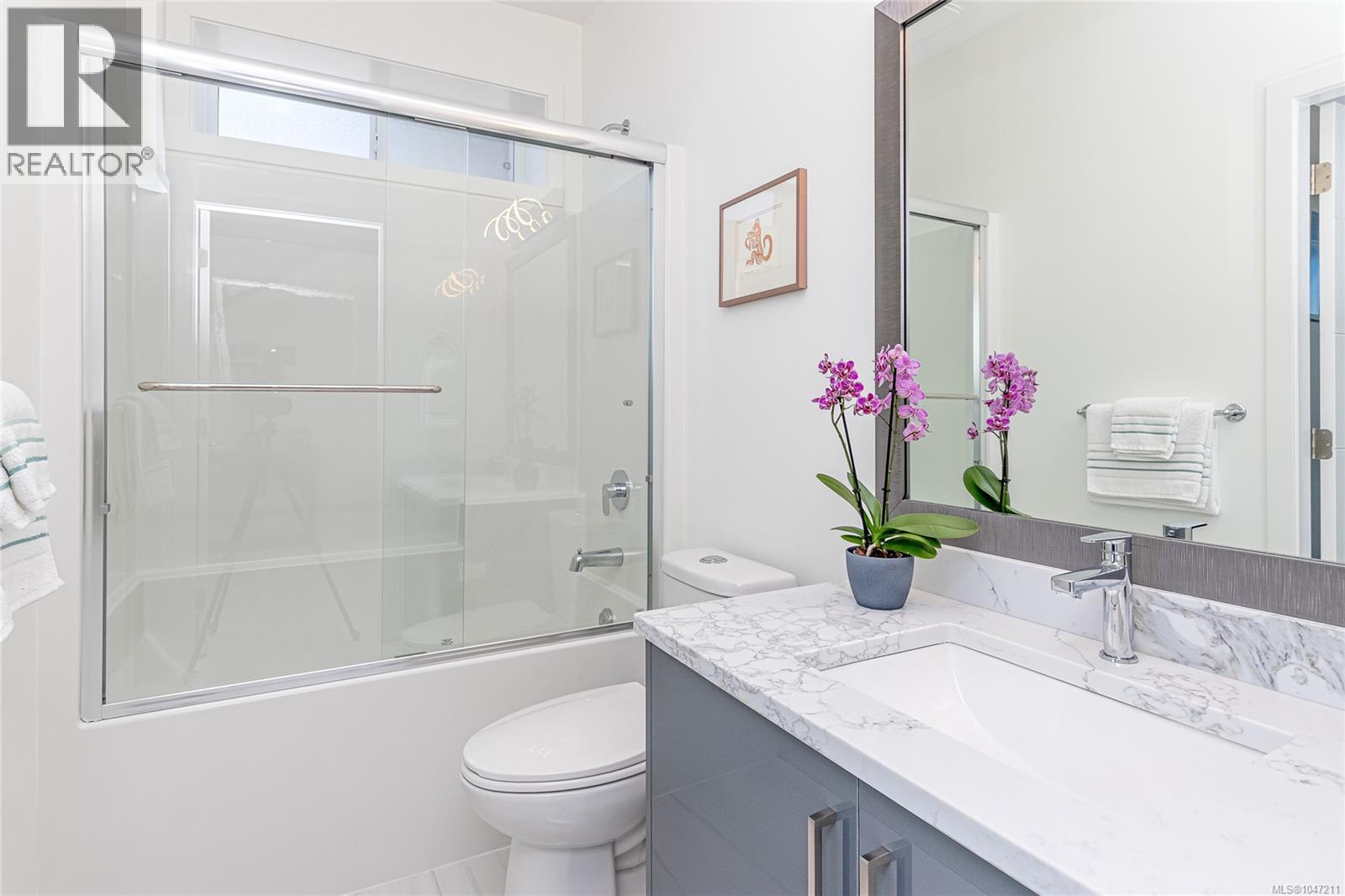 4701 Ambience Dr - 48