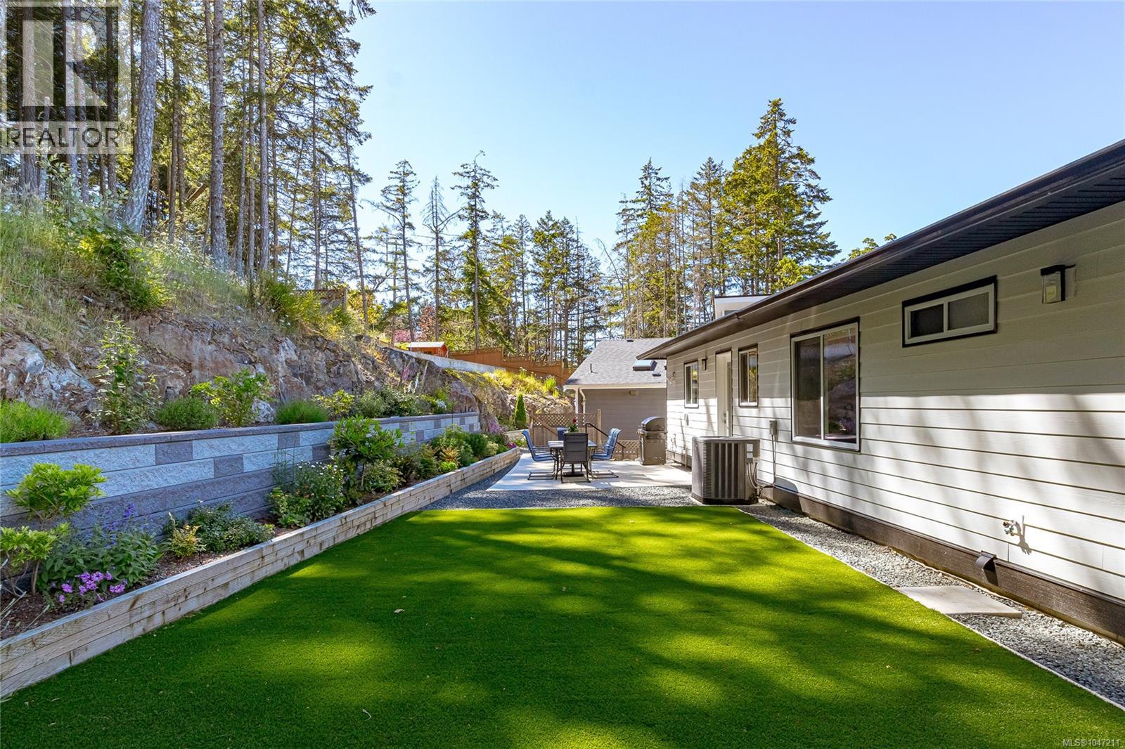 4701 Ambience Dr, Nanaimo