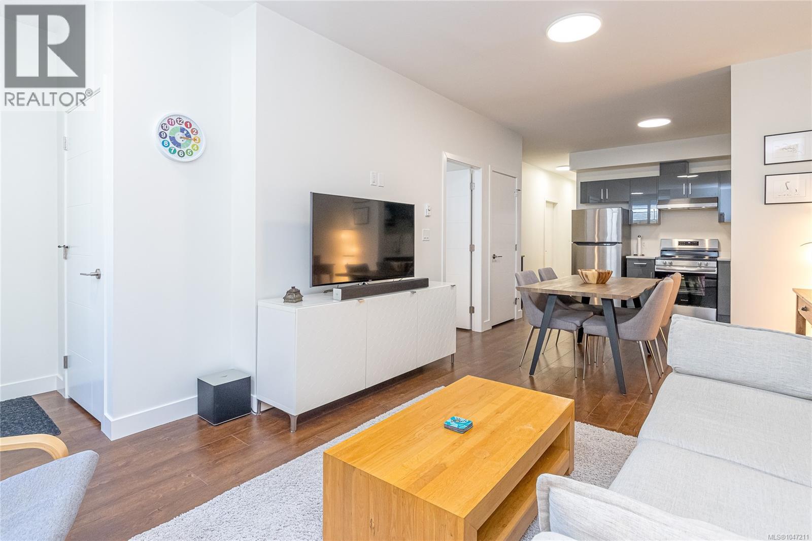 4701 Ambience Dr - 9