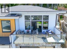 Entrance - 4701 Ambience Dr, Nanaimo, BC V9T0L3 Photo 10
