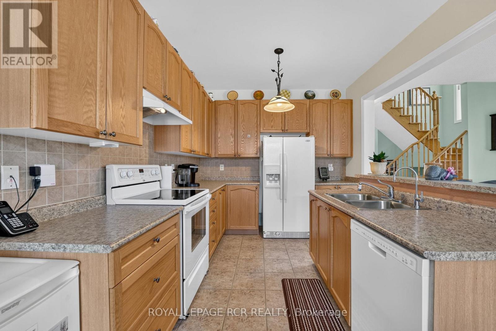 64 LEGION WAY - Image 11