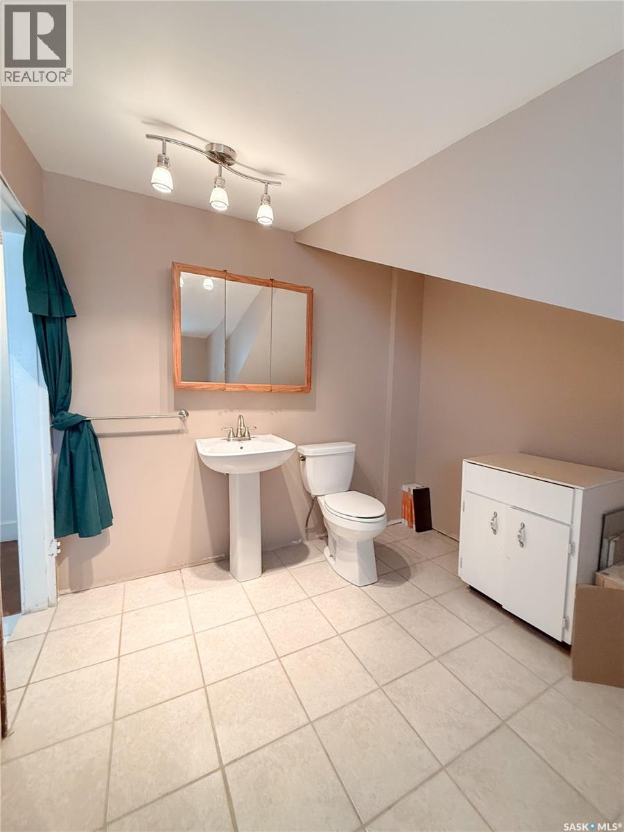512 1st STREET W - Image 19