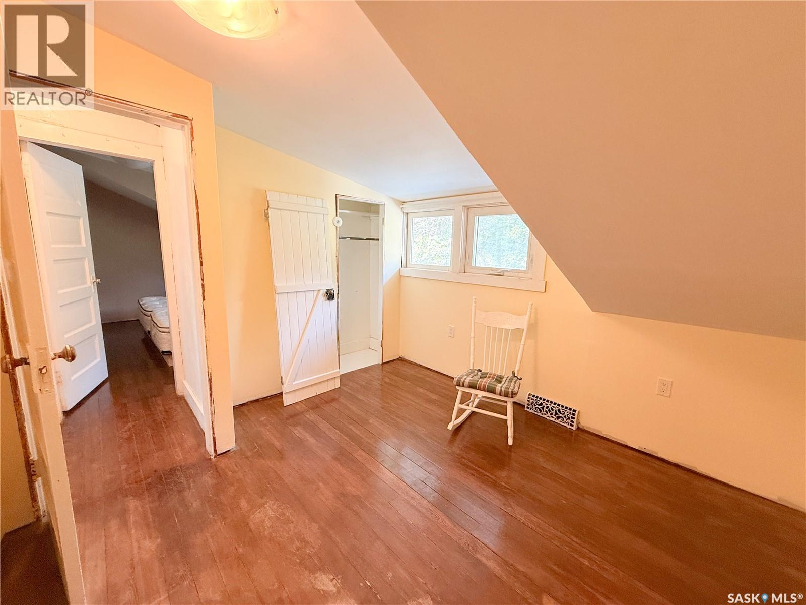 512 1st STREET W - 22