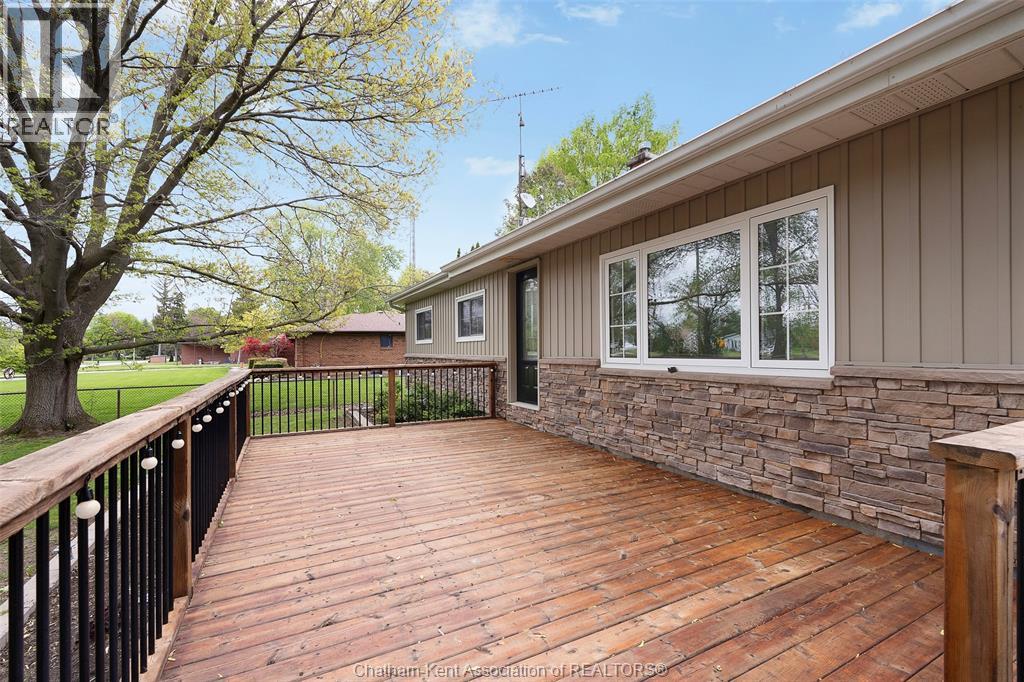864 MCNAUGHTON AVENUE East - Image 5