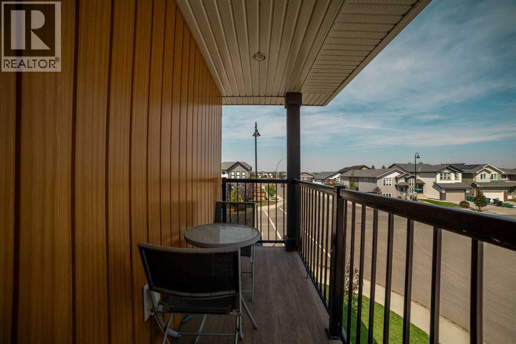 648 Aquitania Boulevard W - Image 21