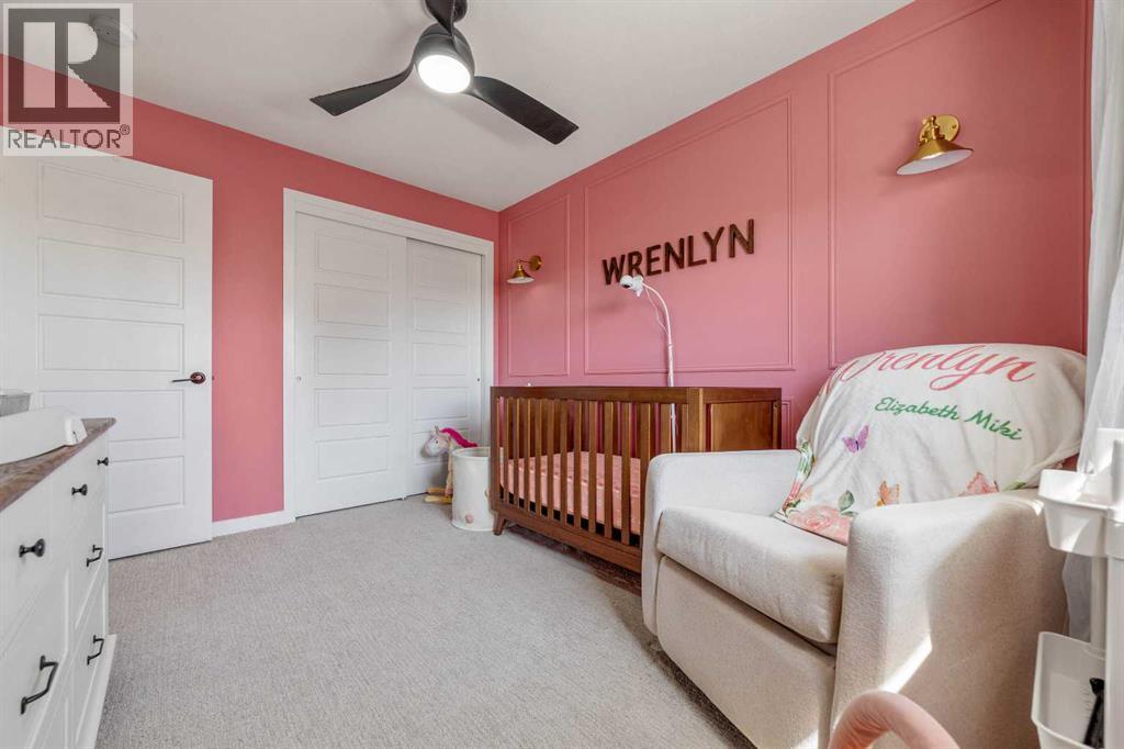 648 Aquitania Boulevard W - Image 31