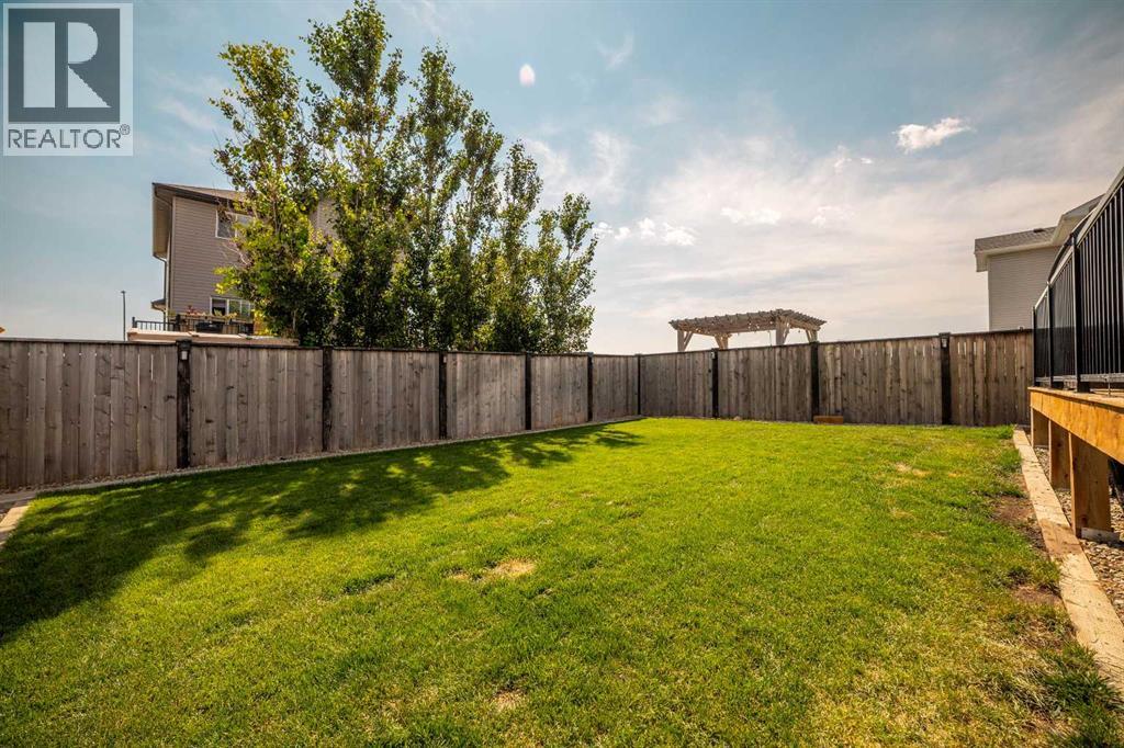 648 Aquitania Boulevard W - Image 43