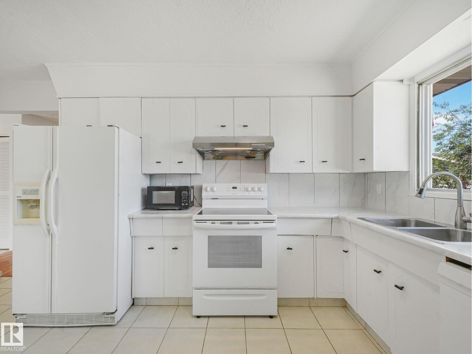 11616 158 AV NW - Image 7