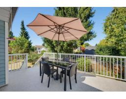 9275 155 Street, Surrey, BC V3R9B3 Photo 10