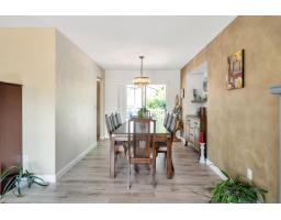 9275 155 Street, Surrey, BC V3R9B3 Photo 9