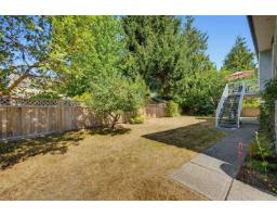 9275 155 Street, Surrey, BC V3R9B3 Photo 32