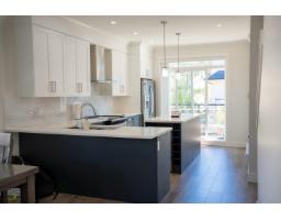 176 13898 64 Avenue, Surrey, BC V3W1L6 Photo 9