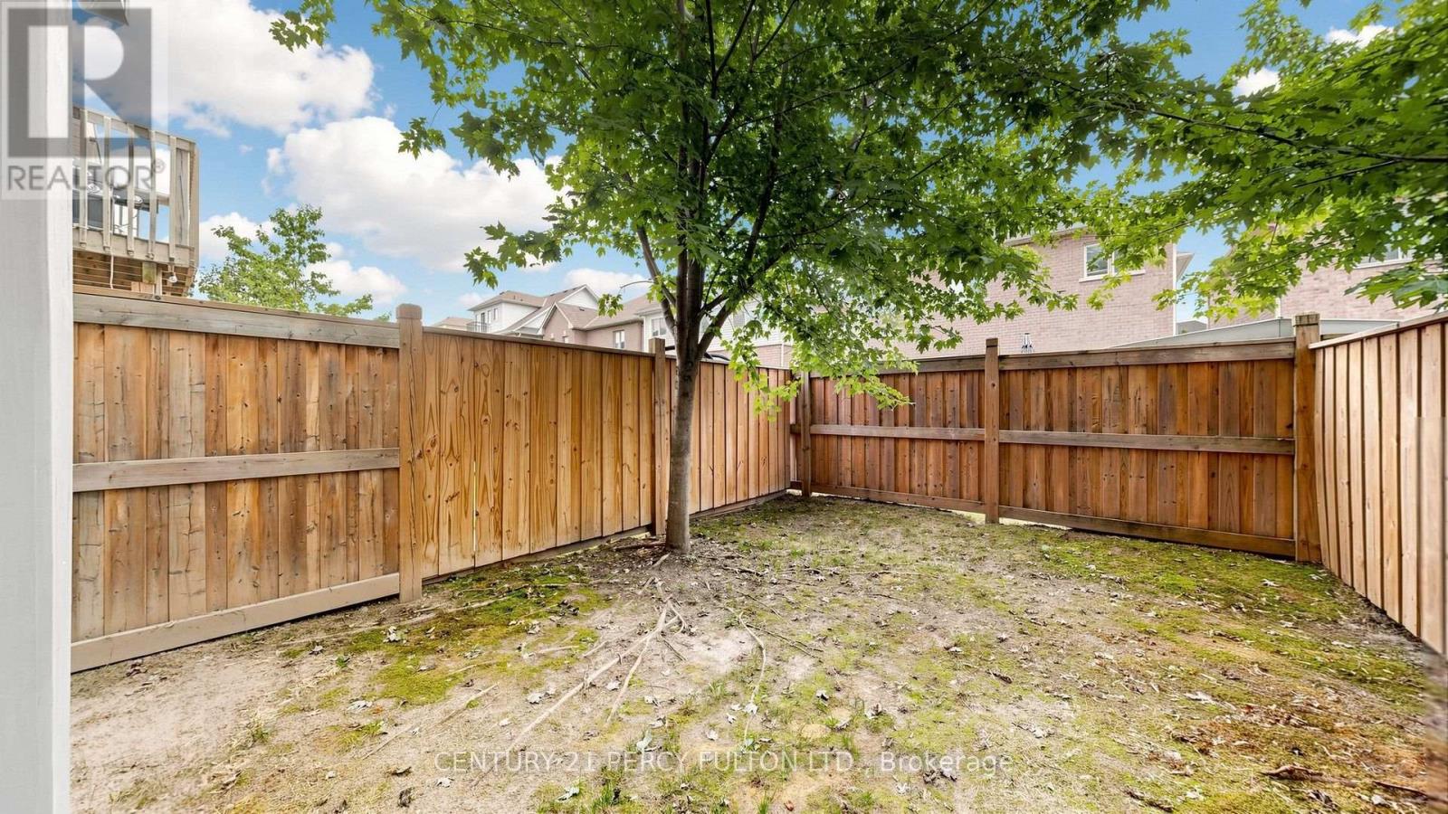 64 FERRIS SQUARE - Image 38