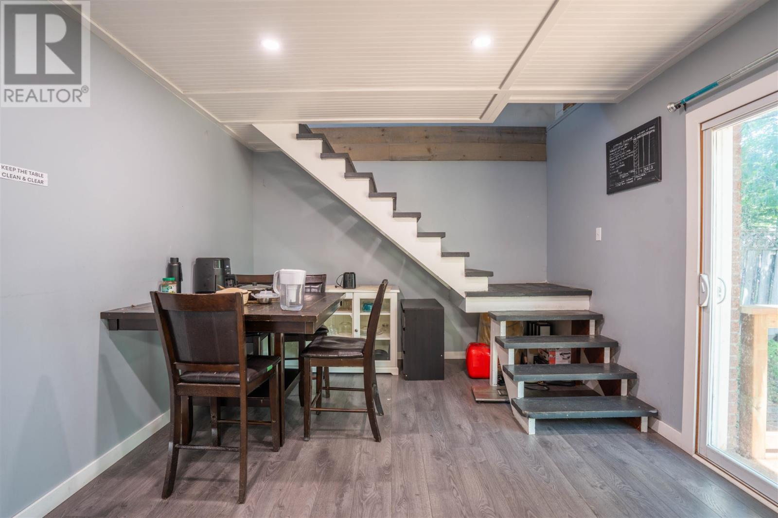 218 Willow AVE - Image 12