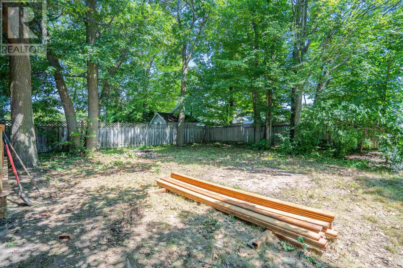 218 Willow AVE - Image 20