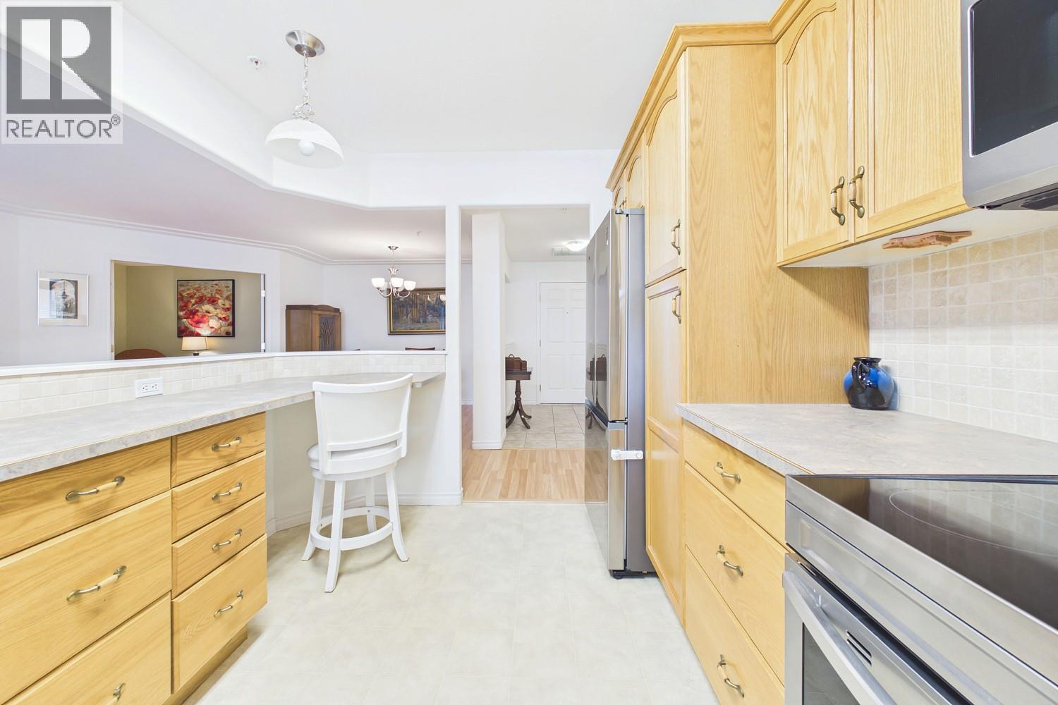 204 2285 ATKINSON Street, Penticton