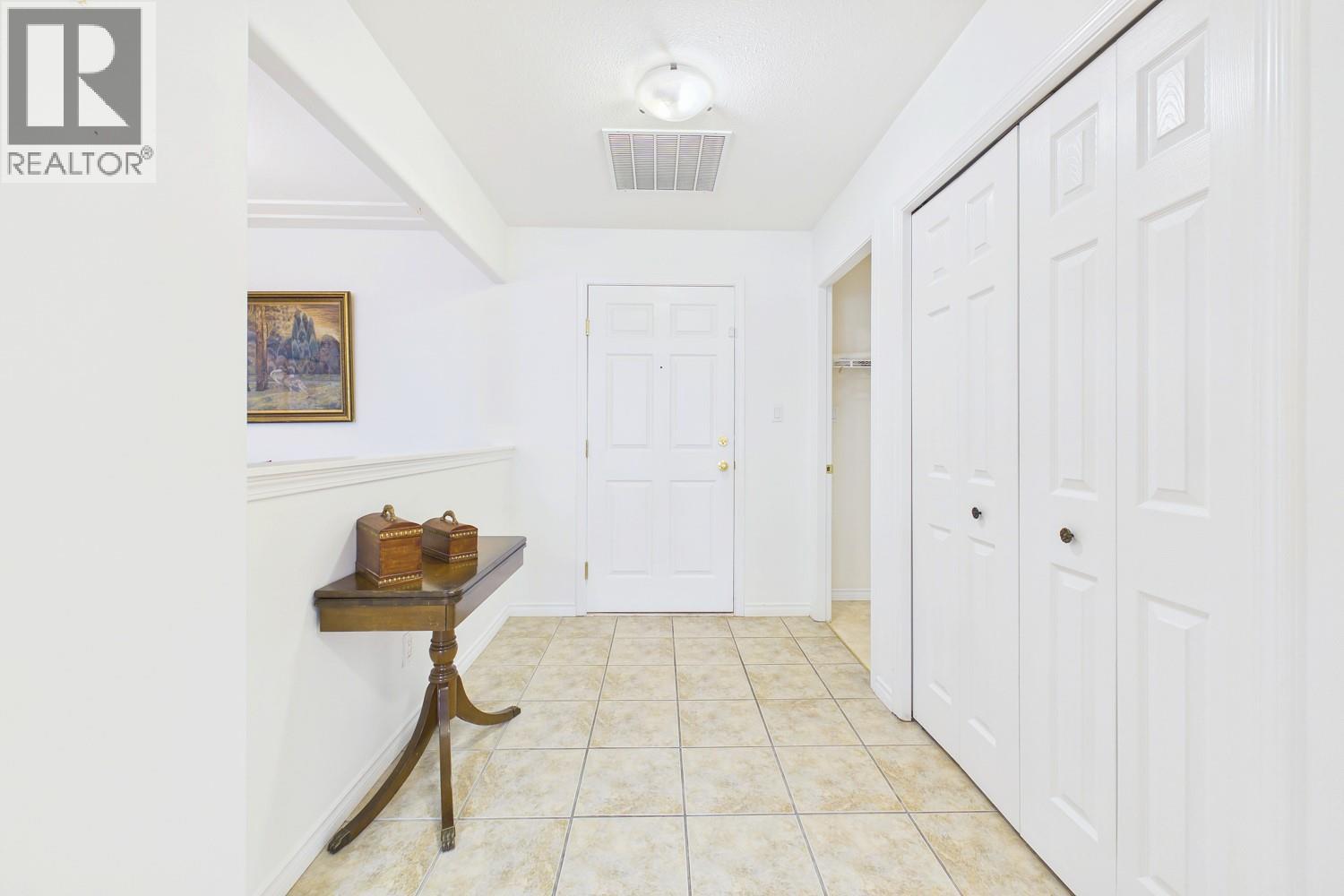 204 2285 ATKINSON Street, Penticton