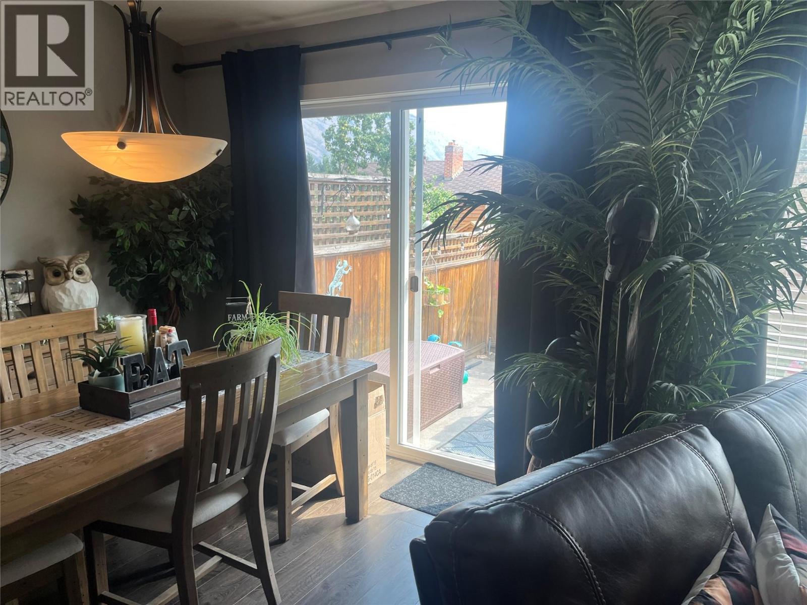 #20 3031 WESTSYDE Road - 8