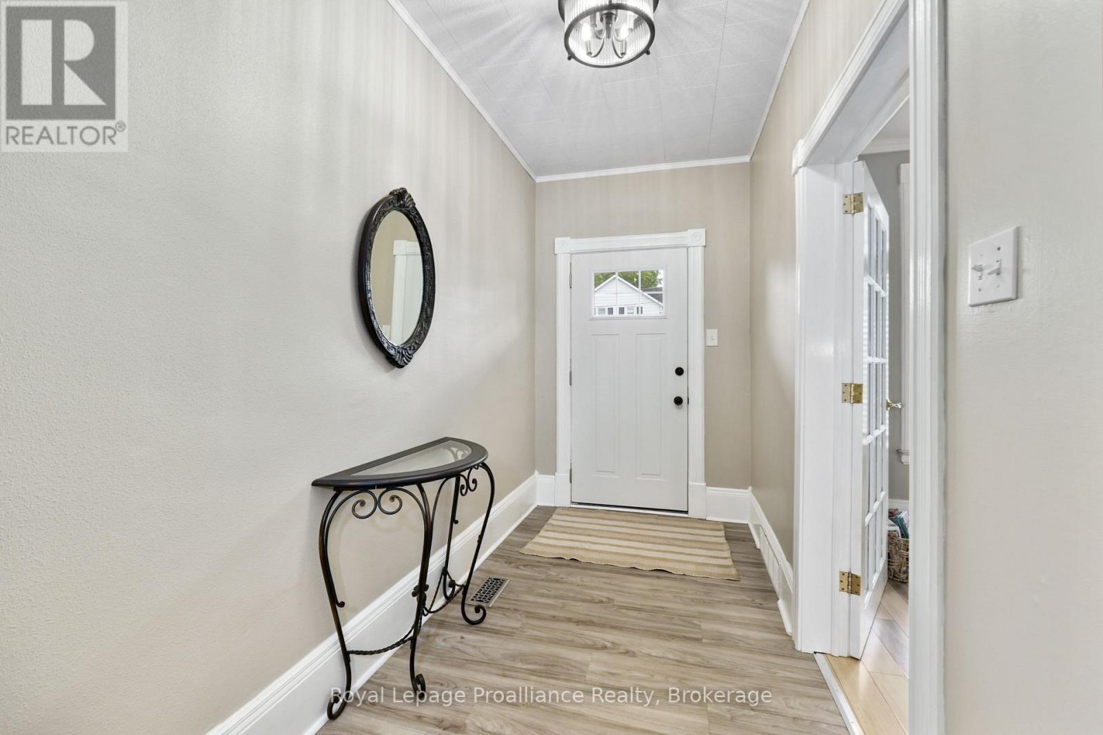 104 INKERMAN STREET - Image 5