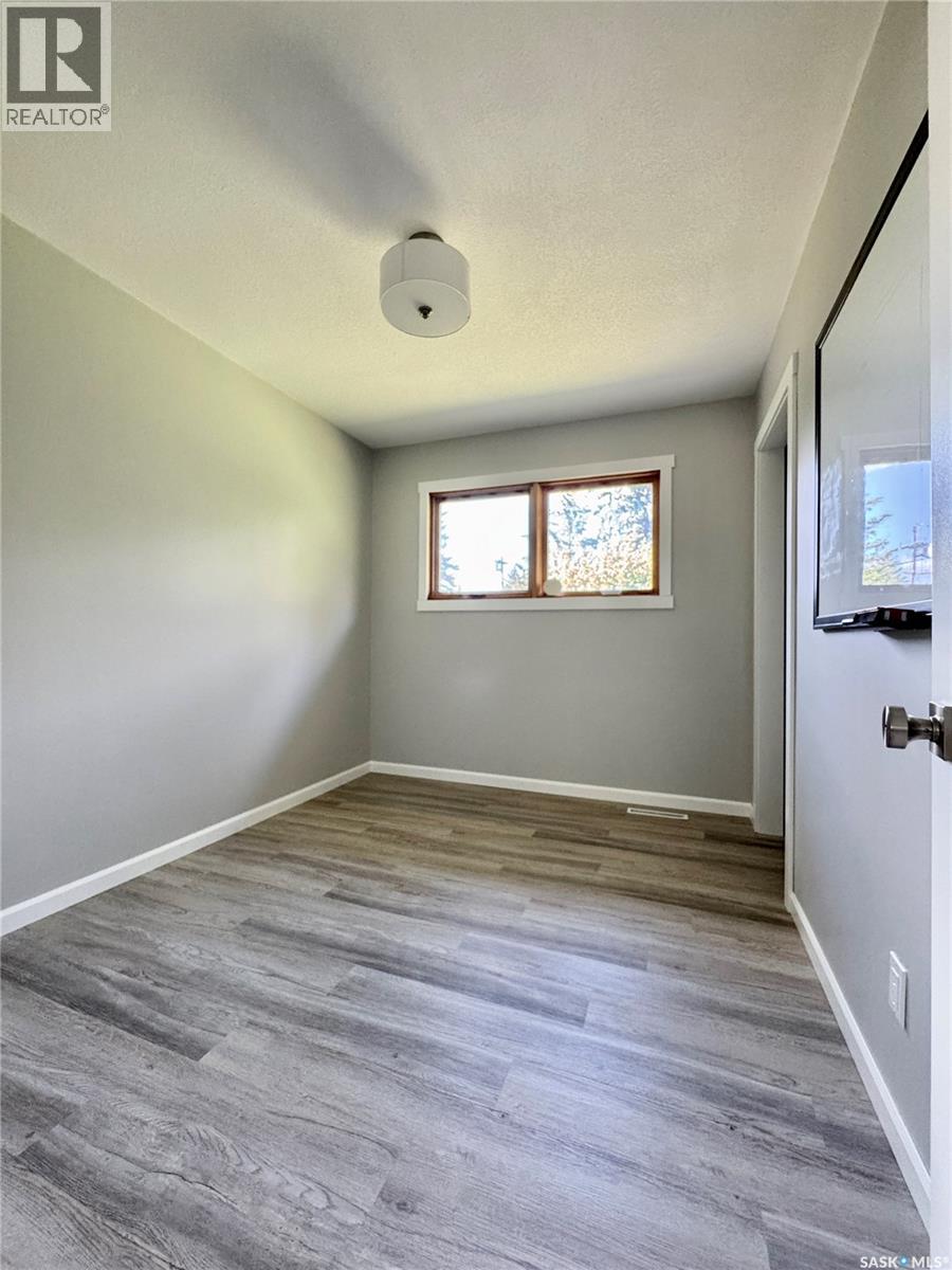 130 1st AVENUE N - Image 13