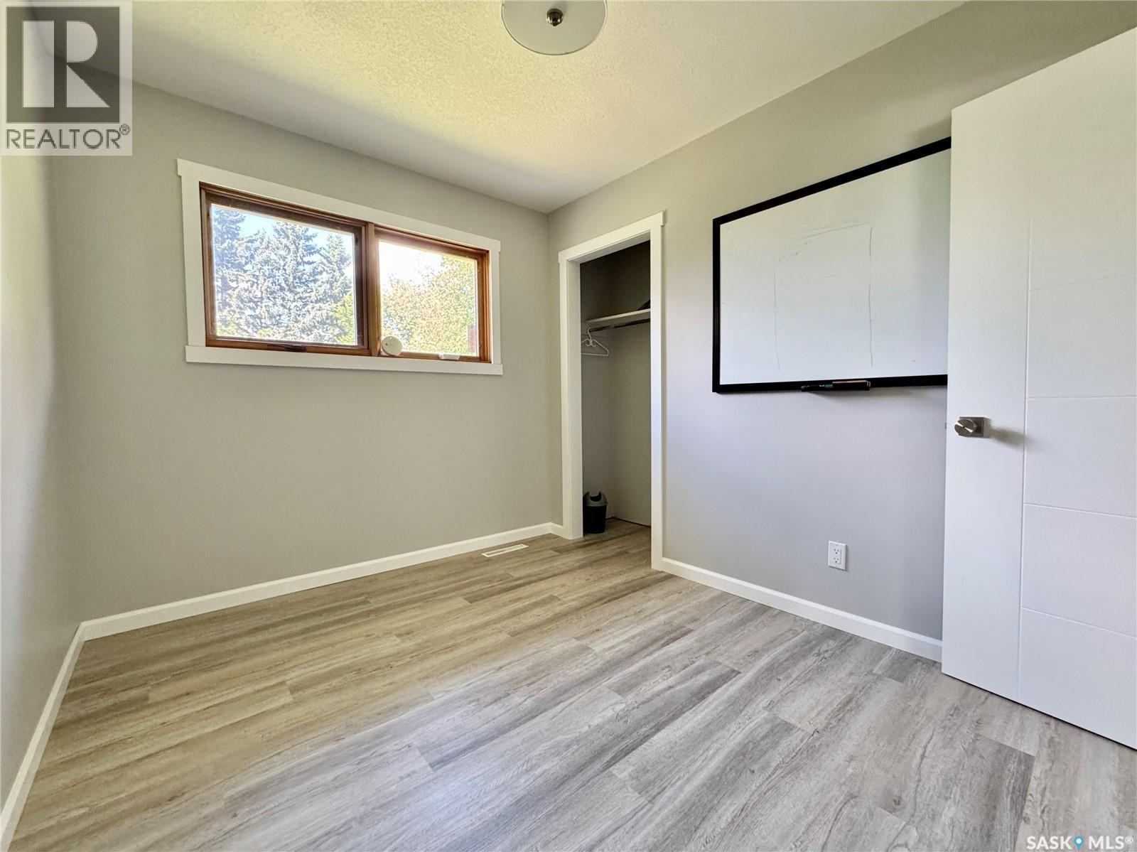 130 1st AVENUE N - Image 14