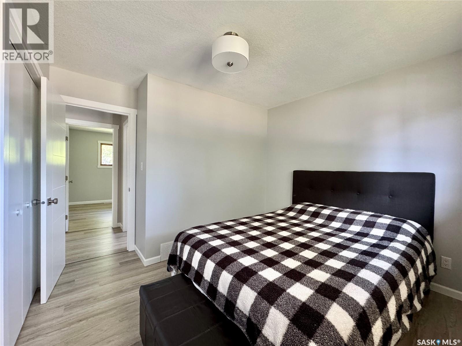 130 1st AVENUE N - Image 23