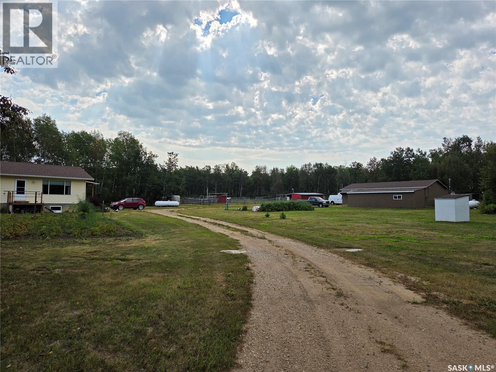 Reine Acreage - 3