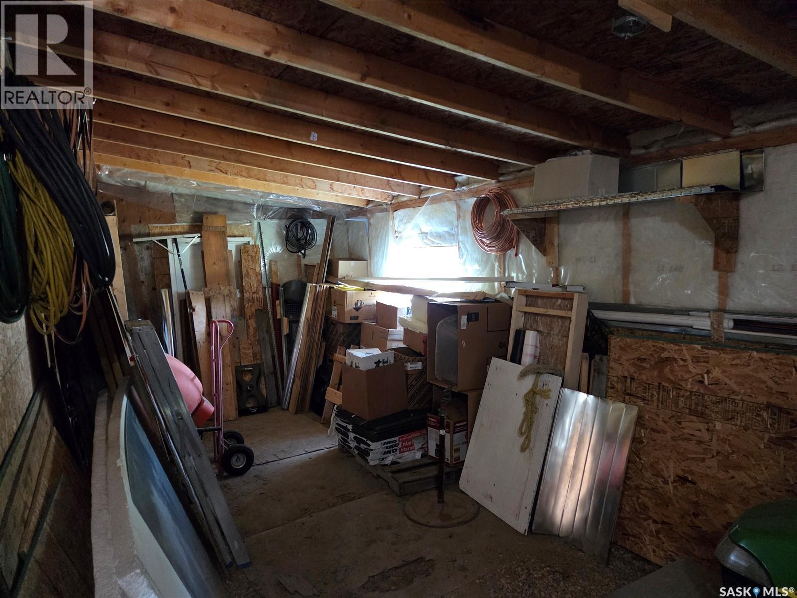 Reine Acreage - Image 39