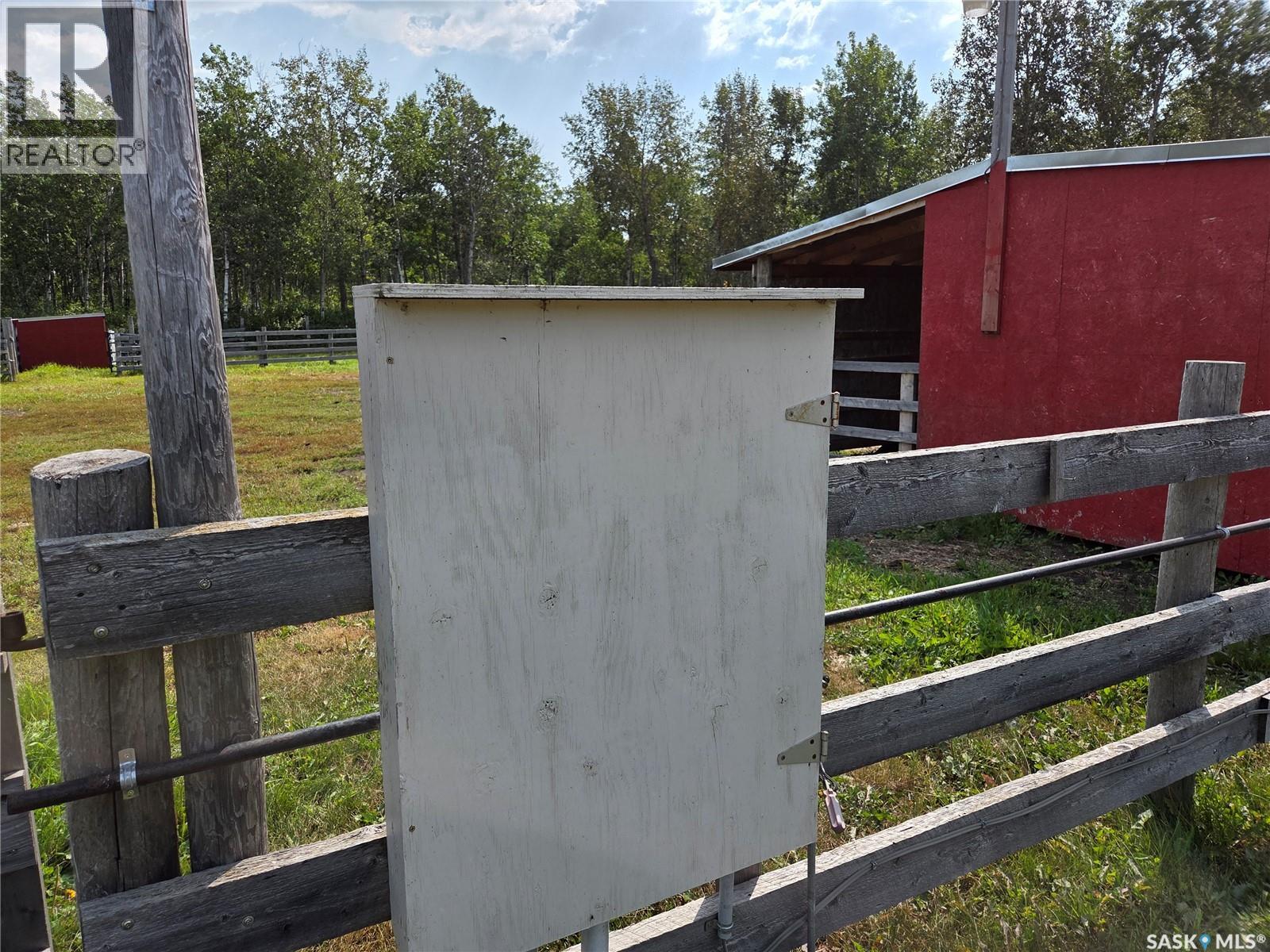 Reine Acreage - Image 46