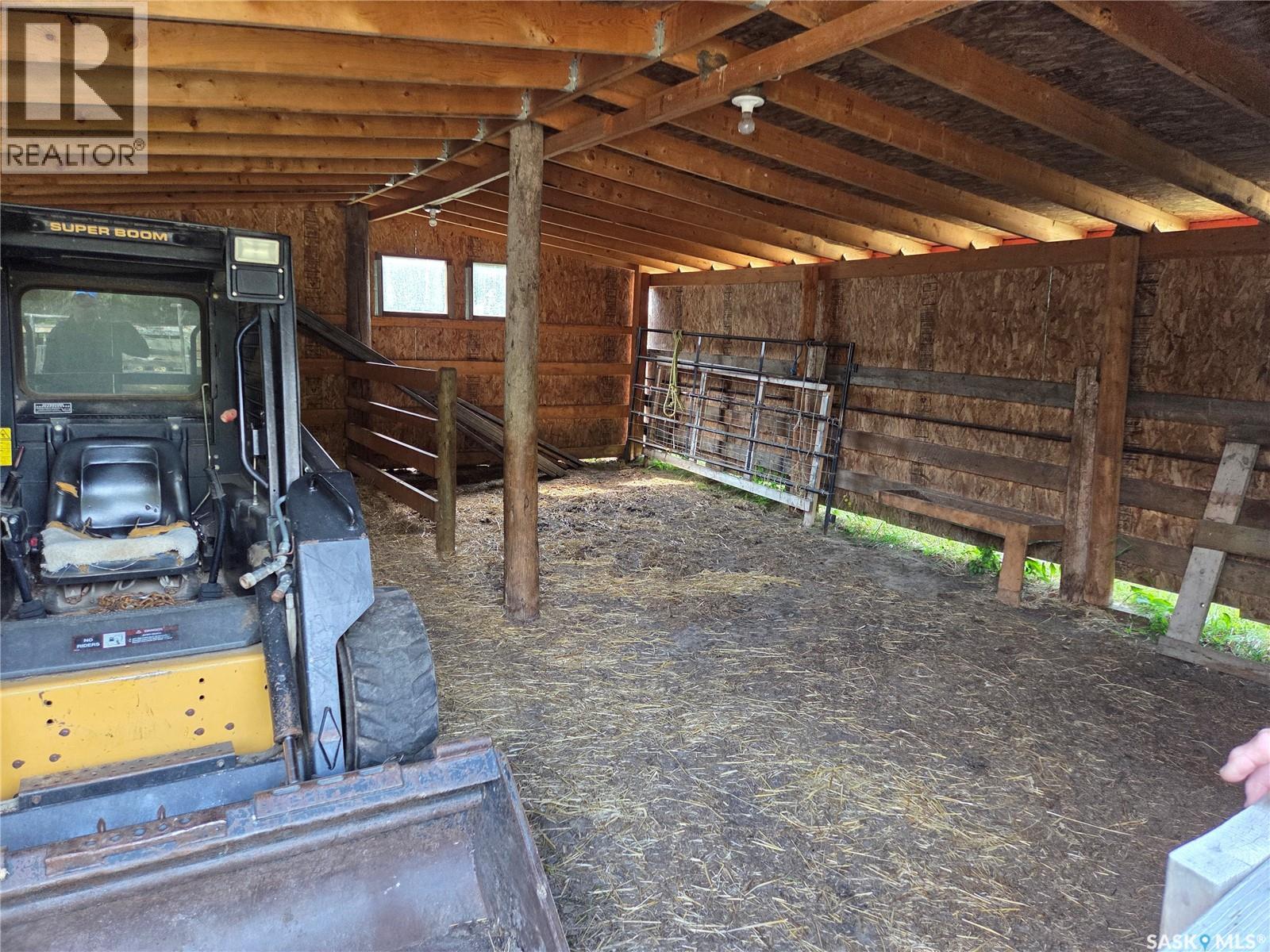 Reine Acreage - 47