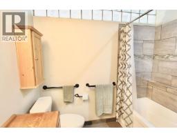 Steam room - 3409 Oceanview Drive, Daajing Giids City, BC V0T1S0 Photo 11