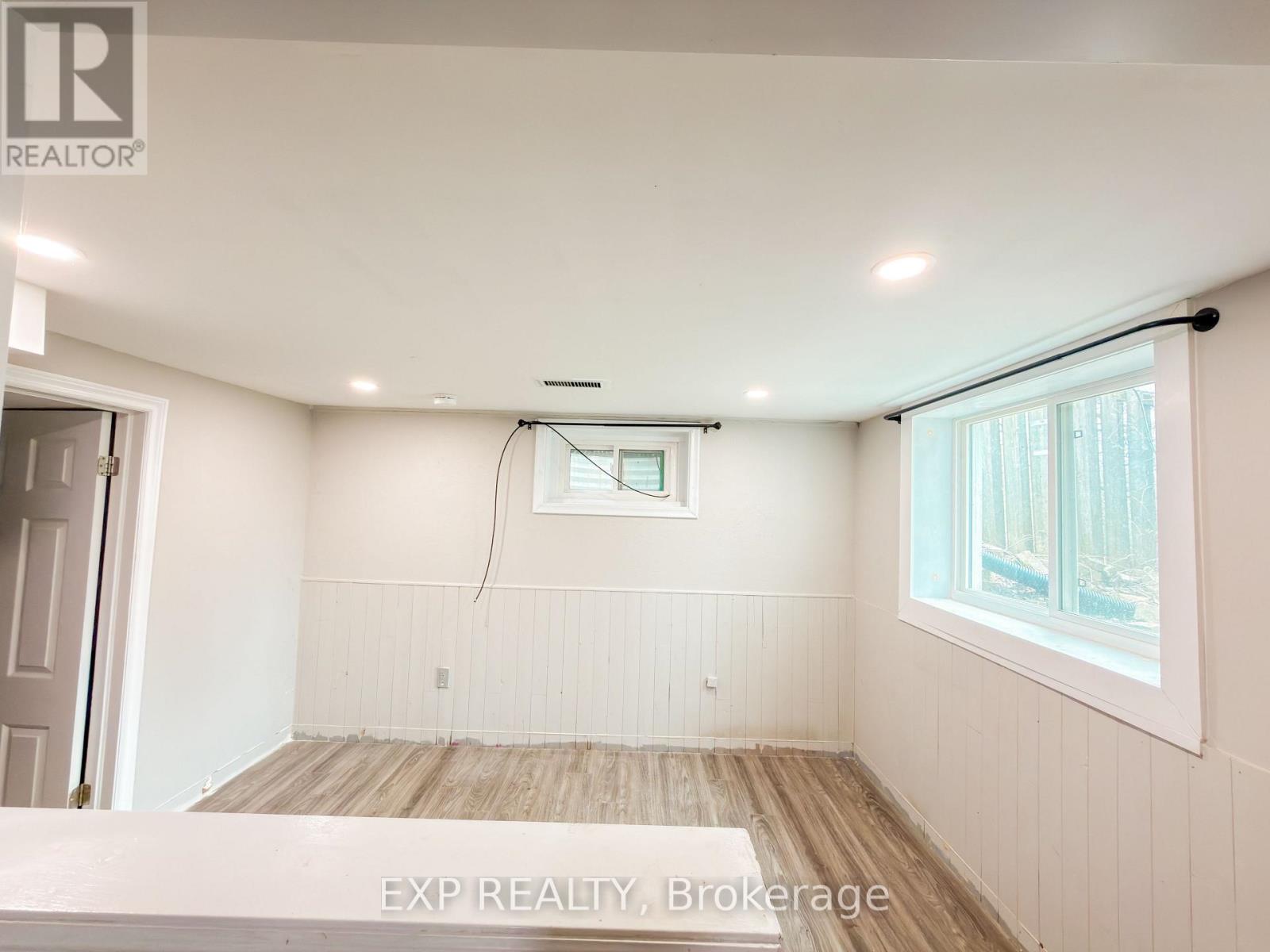 50 EMERY STREET W - Image 13