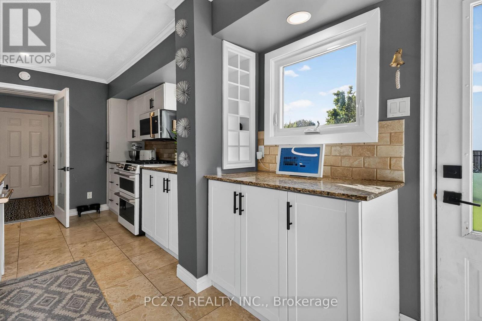 5 FIELD ROAD - Image 15