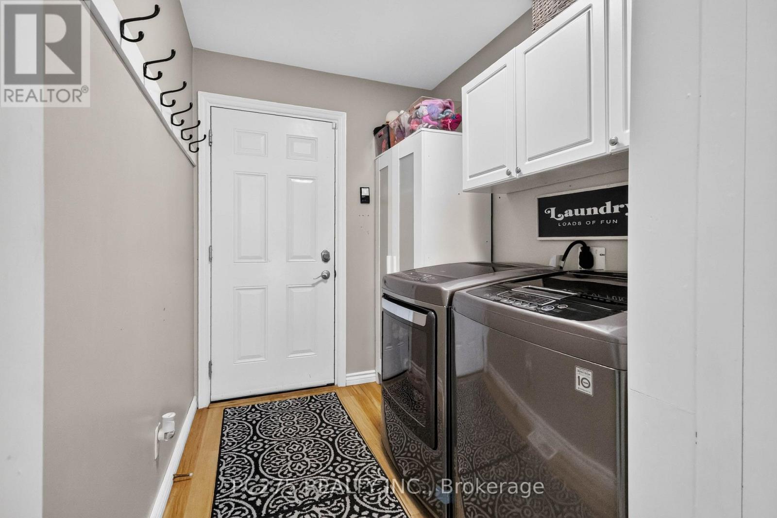 5 FIELD ROAD - Image 21