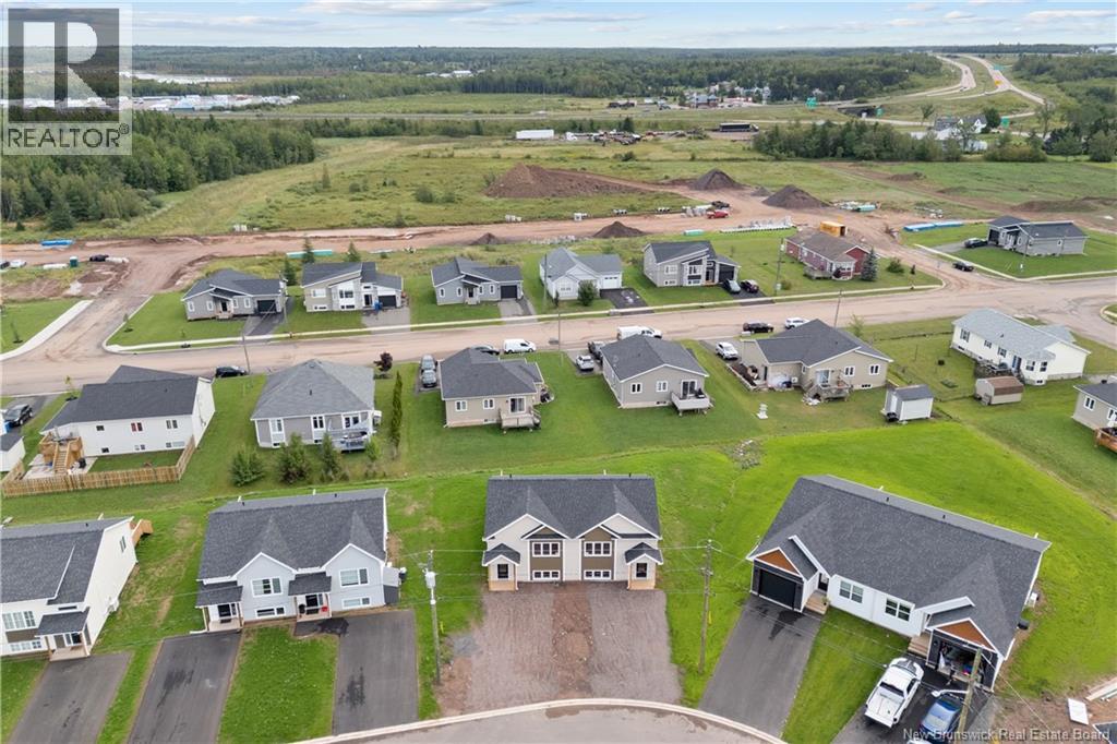 37 Alosier Crescent - 2